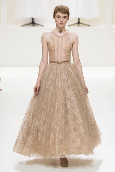 Look 59